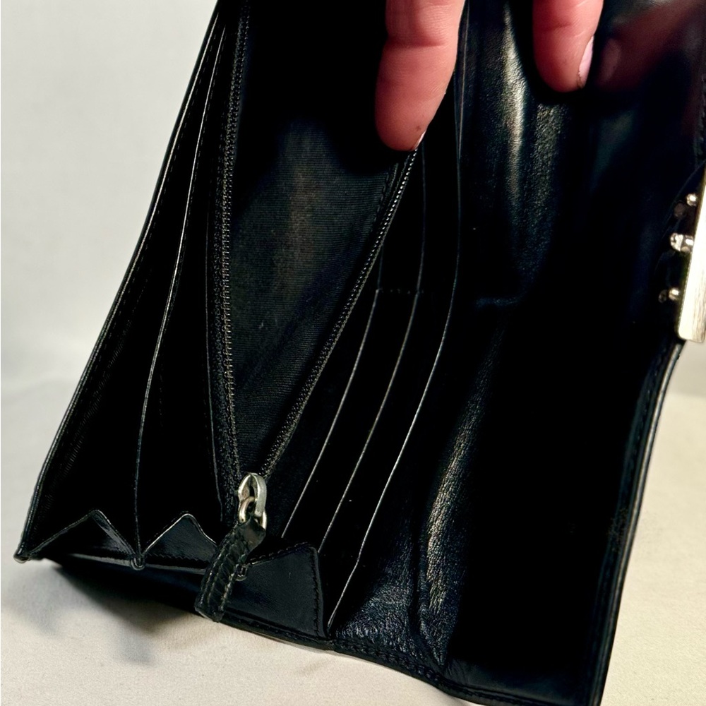 PRADA  black patent leather‎ buttery soft Great used condition - Picture 8 of 10
